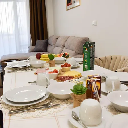 Worldwide Apartment