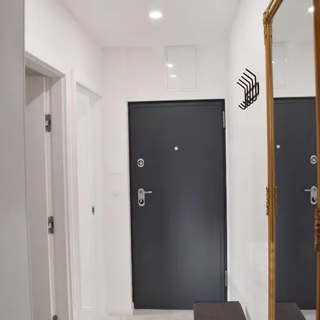 Worldwide * سبليت